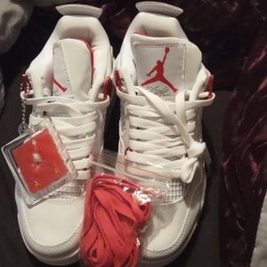 Air Jordan 4 retro metallic pack university red